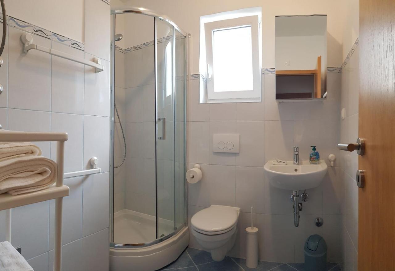 Mitra Apartments Malinska Εξωτερικό φωτογραφία