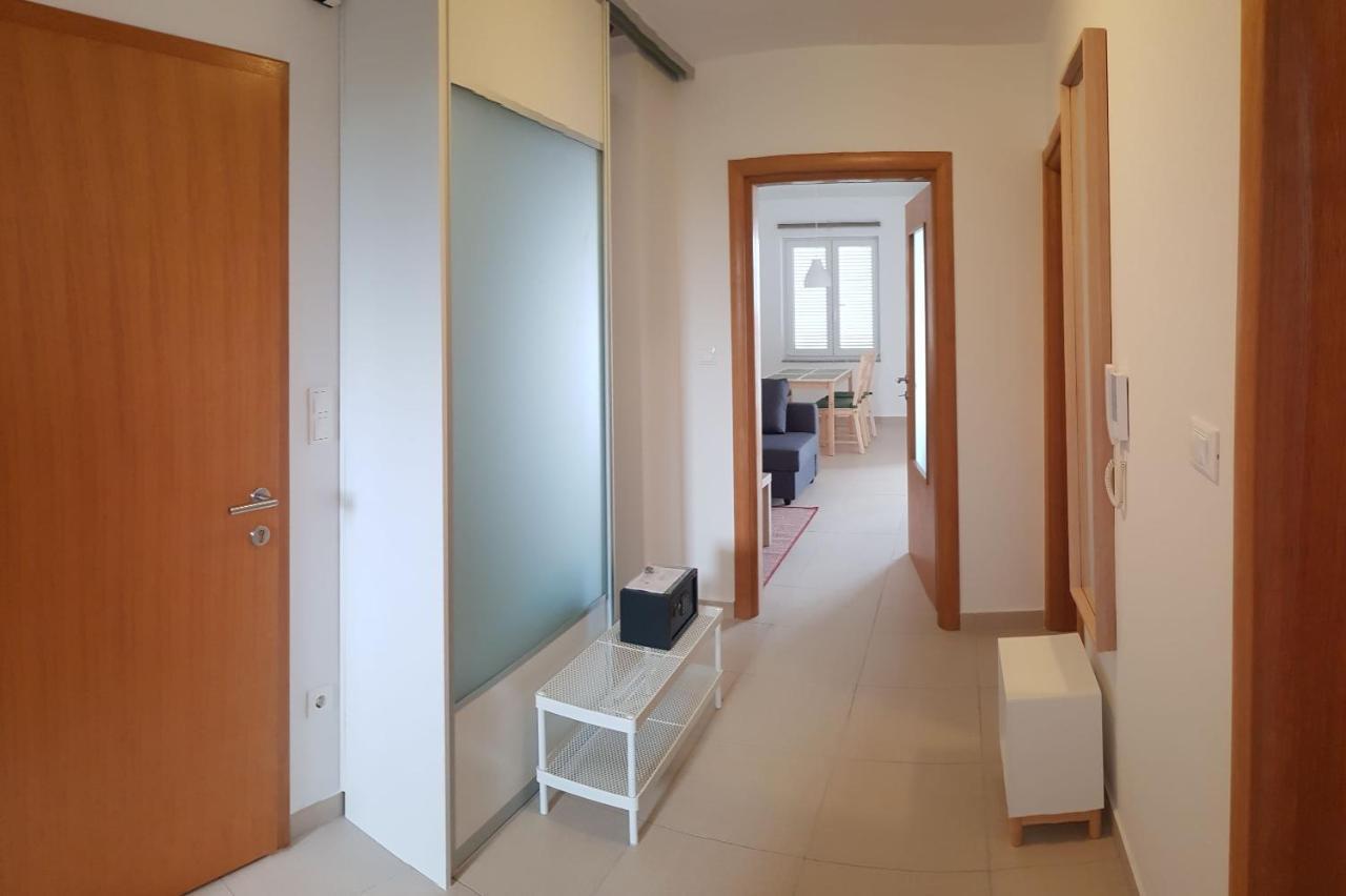 Mitra Apartments Malinska Εξωτερικό φωτογραφία