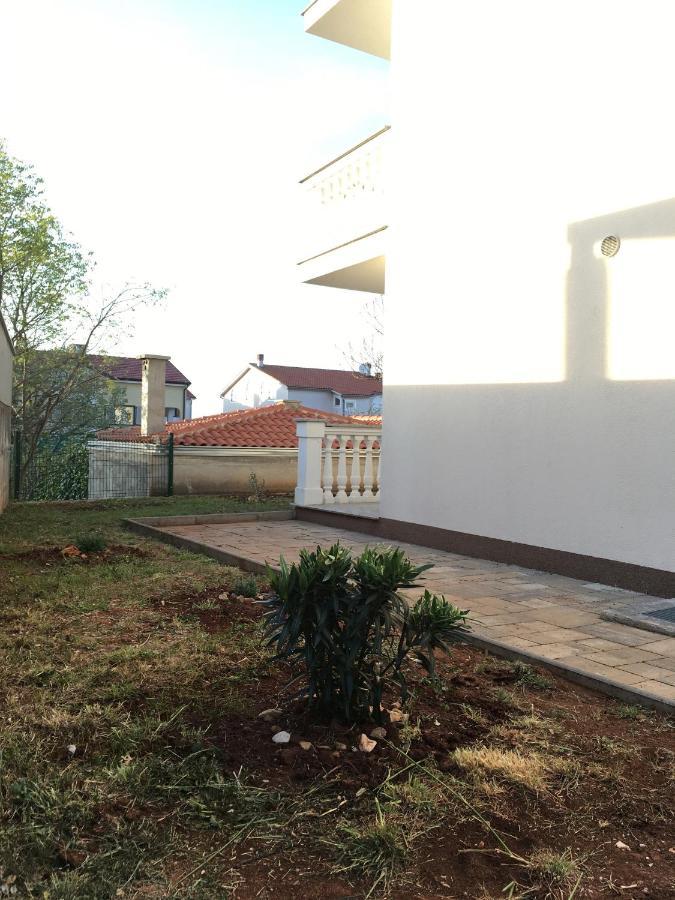 Mitra Apartments Malinska Εξωτερικό φωτογραφία